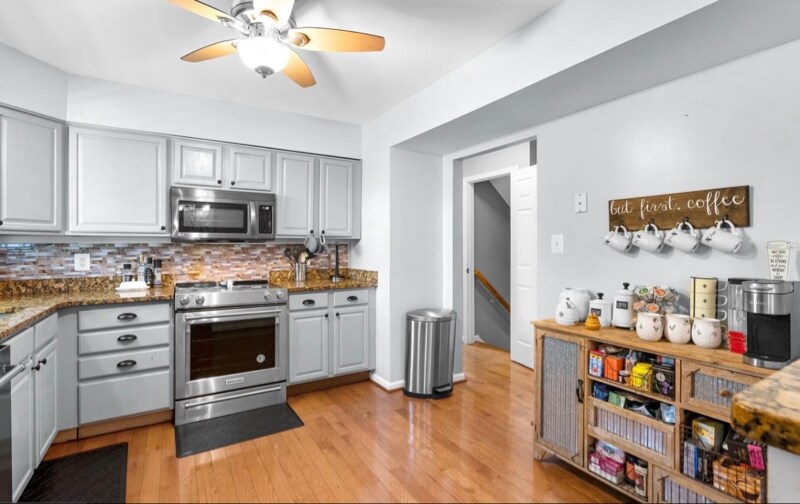 Building Photo - 206 Royal Oak Cir