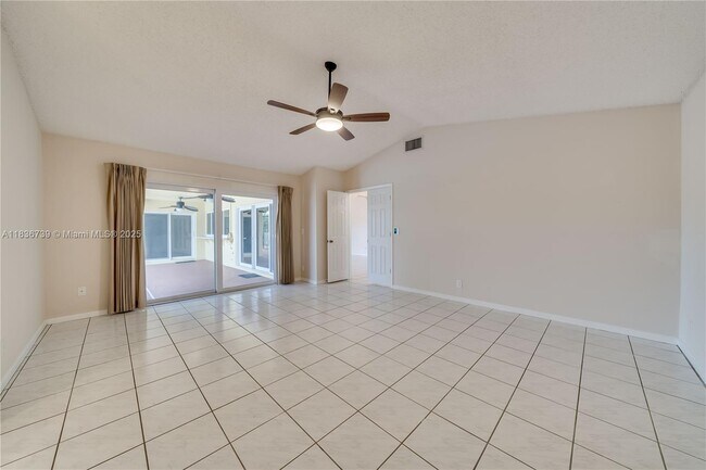 Building Photo - 360 NW 107th Ave