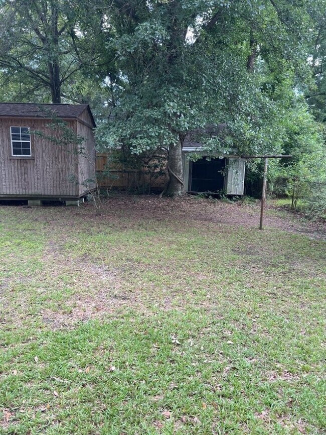 Building Photo - 5918 Hagood Ave
