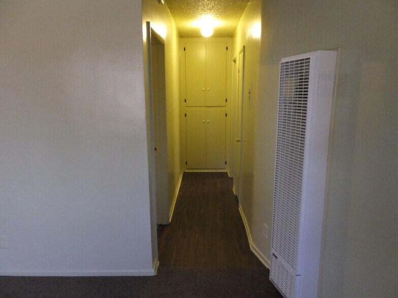 Building Photo - 5230 Long Beach Blvd