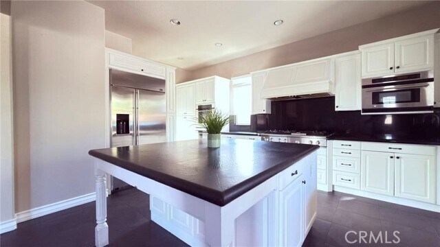 Building Photo - 8658 Edelweiss Dr