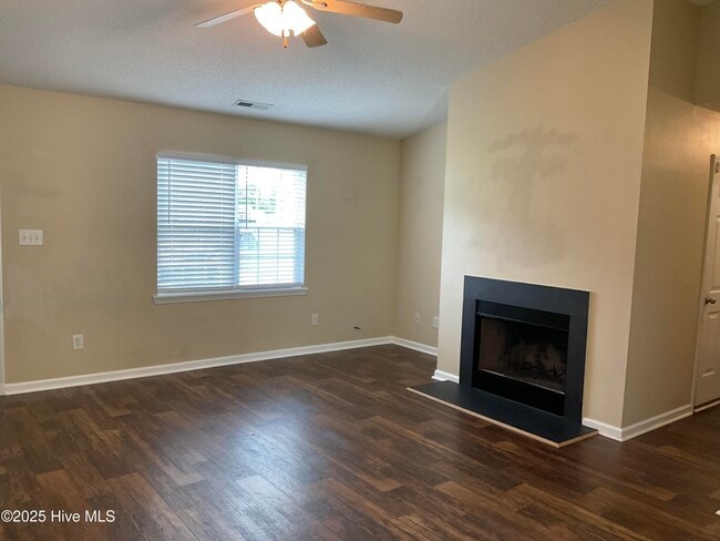 Building Photo - 121 Poplar Ridge Rd