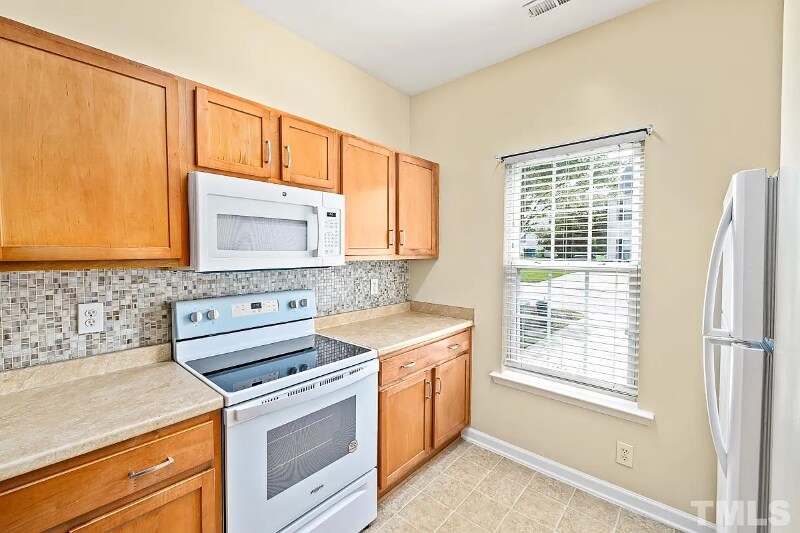 Building Photo - 5806 Osprey Cove Dr