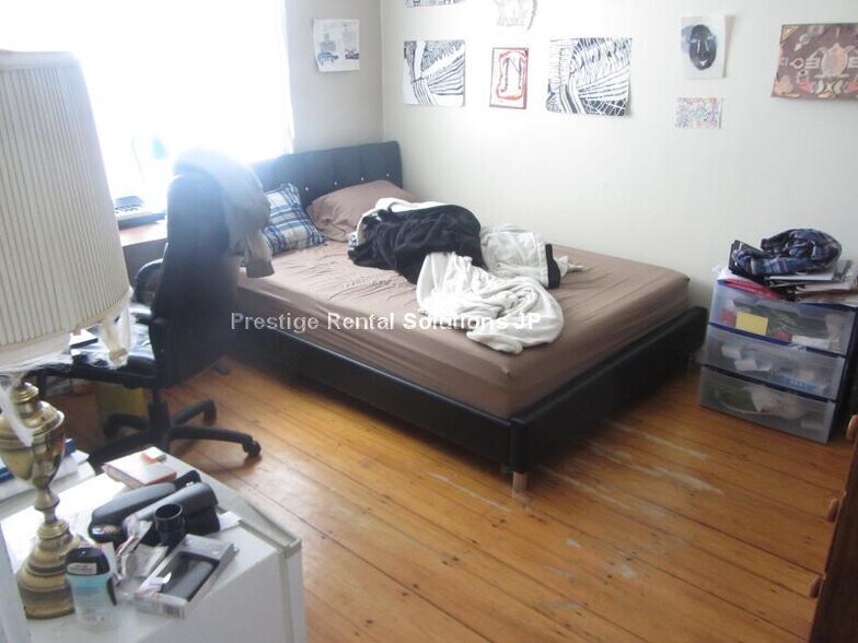 Building Photo - 6 Walk Hill St