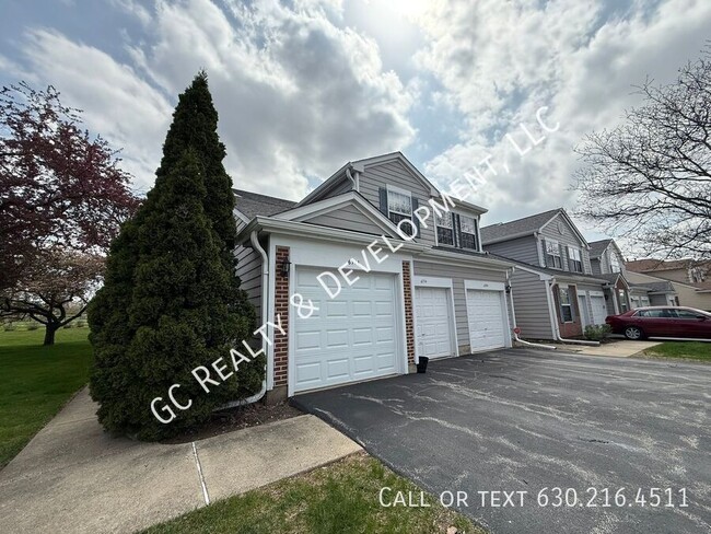 Building Photo - 671 W Streamwood Blvd