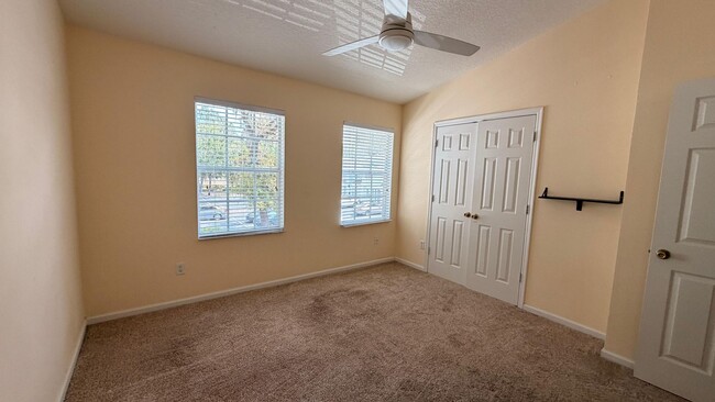 Building Photo - 2912 Woodlands Park Ct