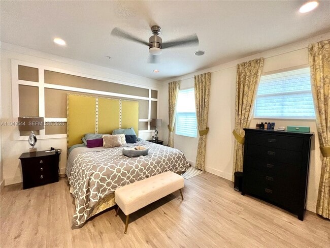 Building Photo - 3330 NW 126th Terrace