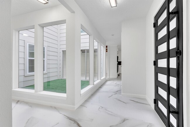 Building Photo - 14223 Stokesmount Dr