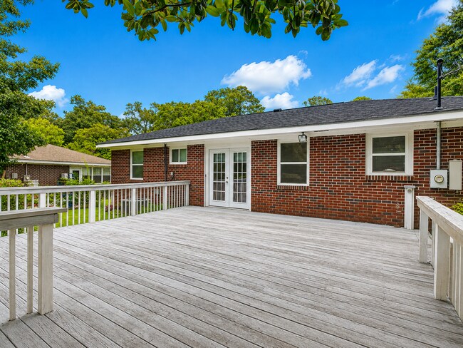 Building Photo - All brick ranch in Port Wentworth