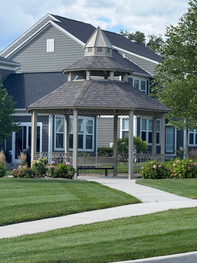 Building Photo - 148 Blanchard Ct