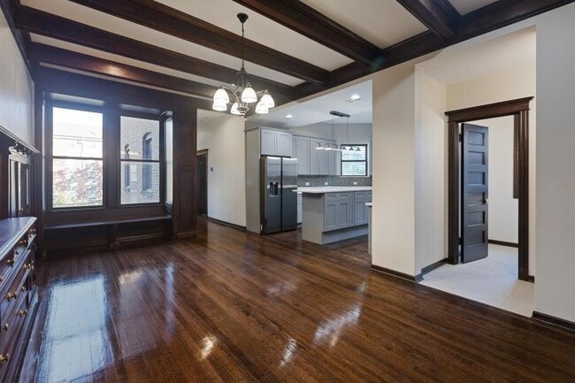 Building Photo - 444 E 48th St