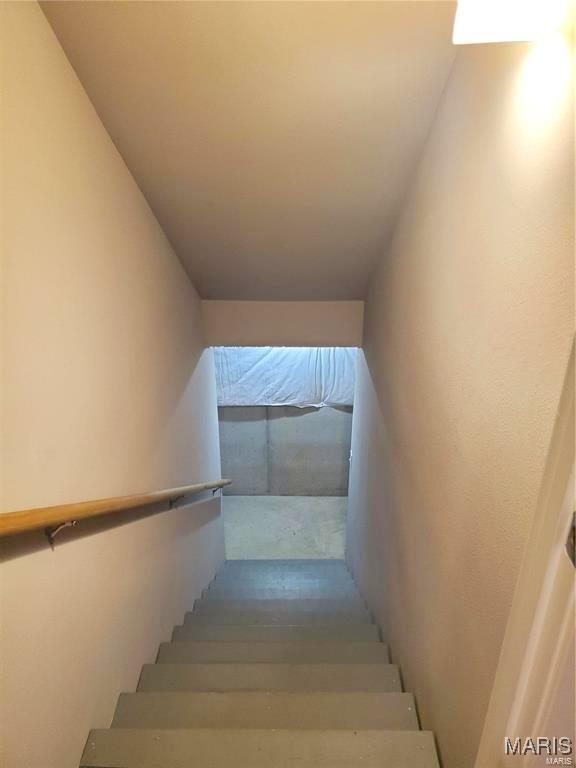 Building Photo - 228 Harmony Ridge Dr