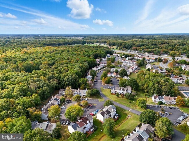 Building Photo - 11170 Hamlet Ct