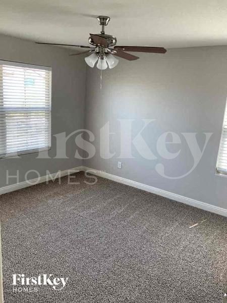Building Photo - 11458 S 176th Dr
