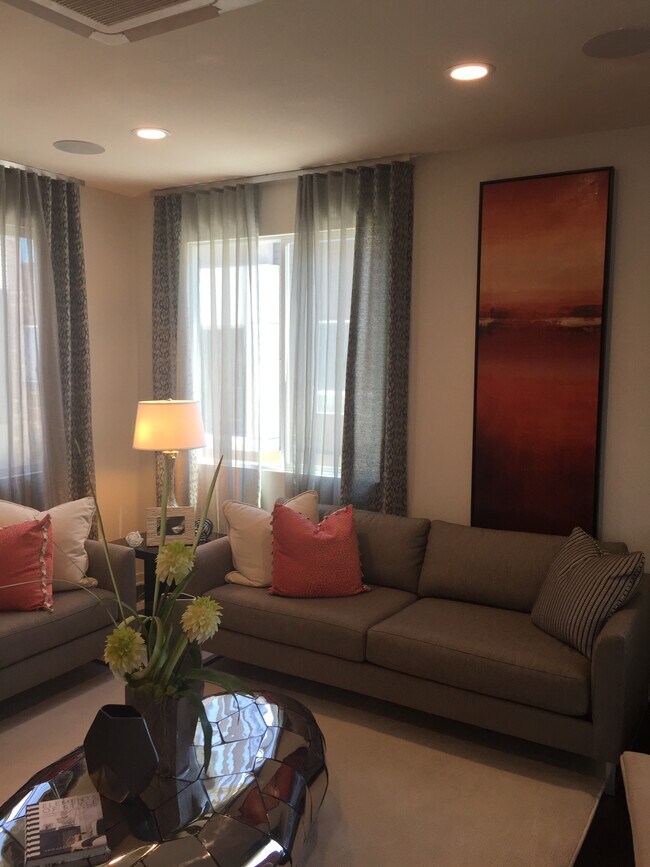 Building Photo - 826 Brickyard Ln