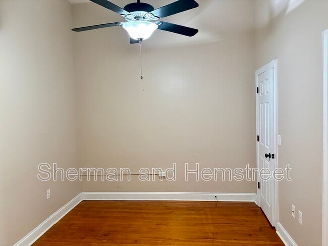 Building Photo - 1204 Broad St