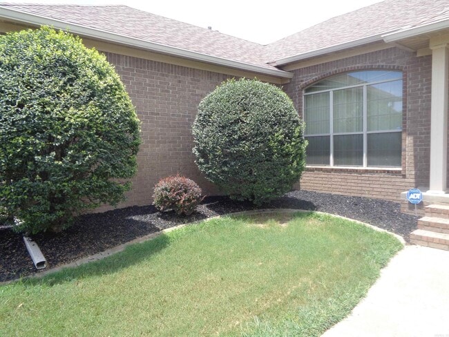 Building Photo - 5059 Silver Oak Dr