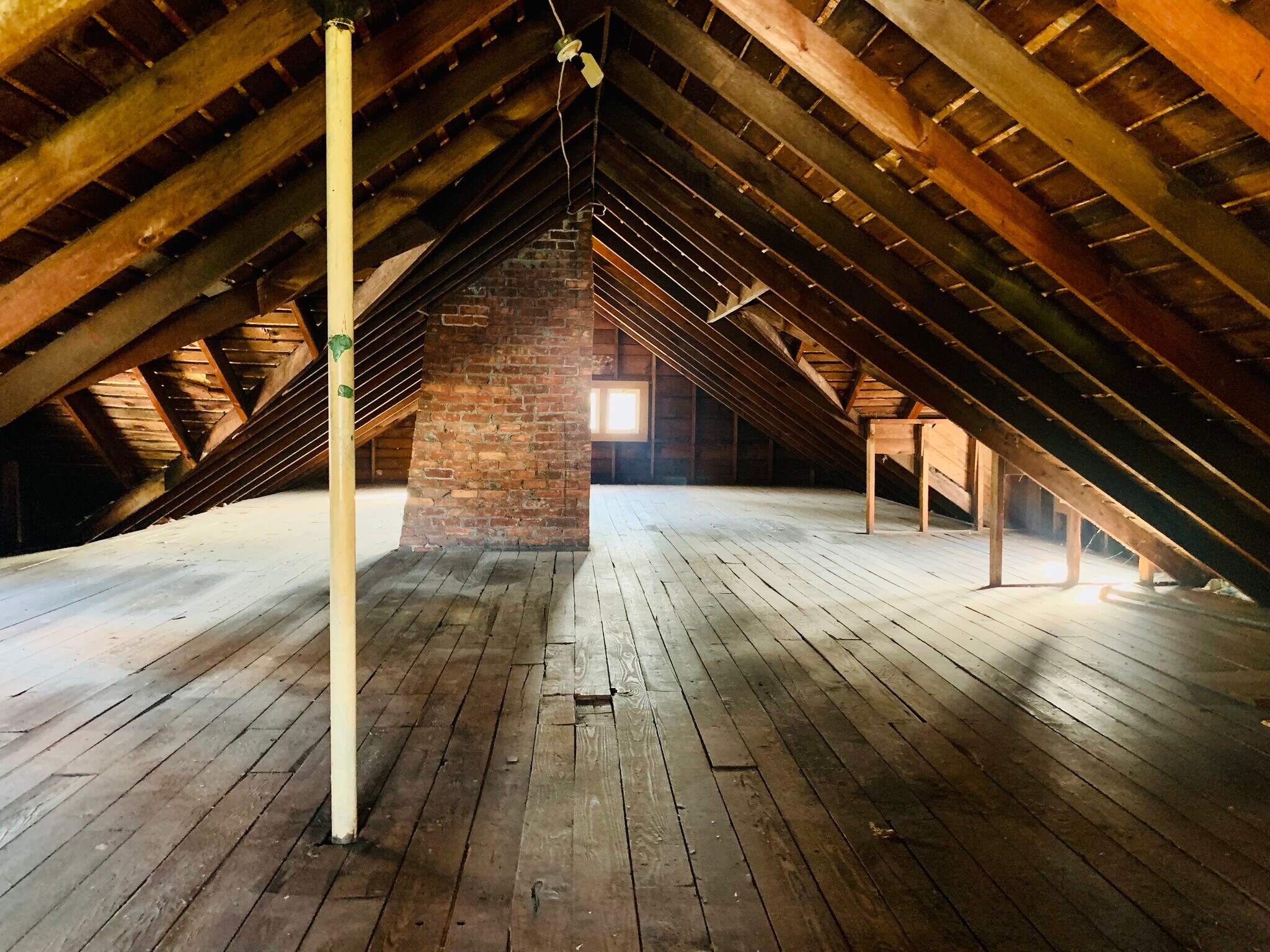 Attic Storage - 111 Amherst Dr