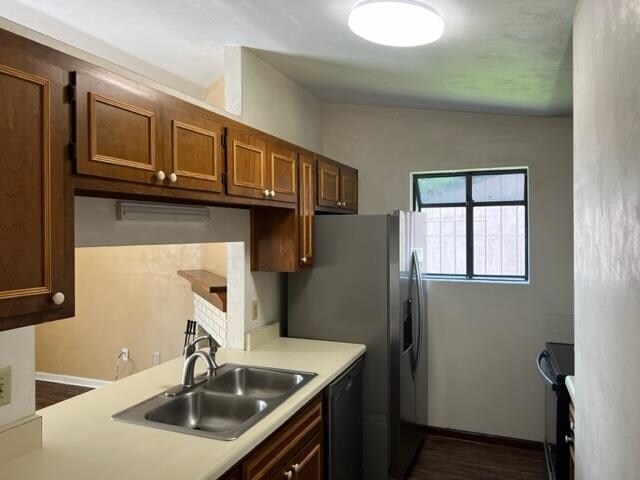 Building Photo - 296 Whetherbine Way E