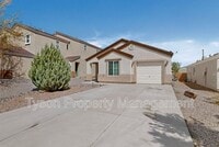 Building Photo - 2824 Merlot Dr SW