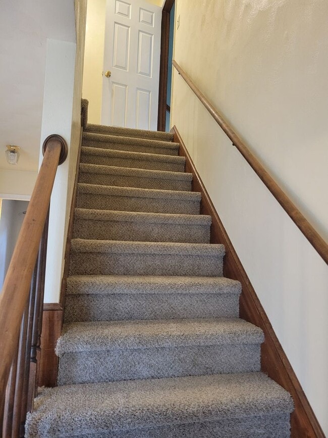 Building Photo - 4 bedroom 2.5 baths in Kempsville
