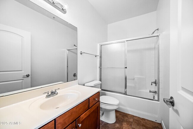 Building Photo - 4608 W Maryland Ave