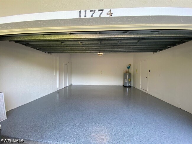 Building Photo - 11774 Longshore Way W