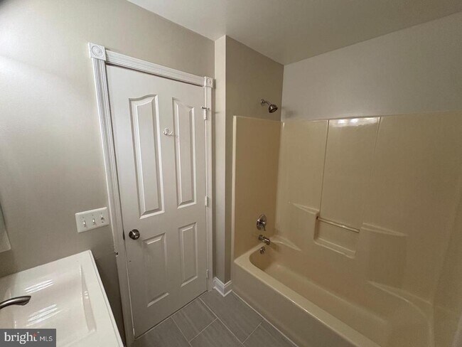 Building Photo - 12435 Turtle Dove Pl