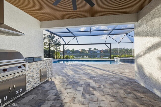 Building Photo - 28049 Captiva Shell Lp