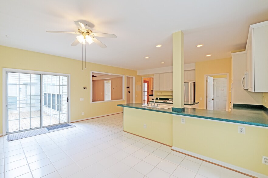 Building Photo - 47174 Chambliss Ct