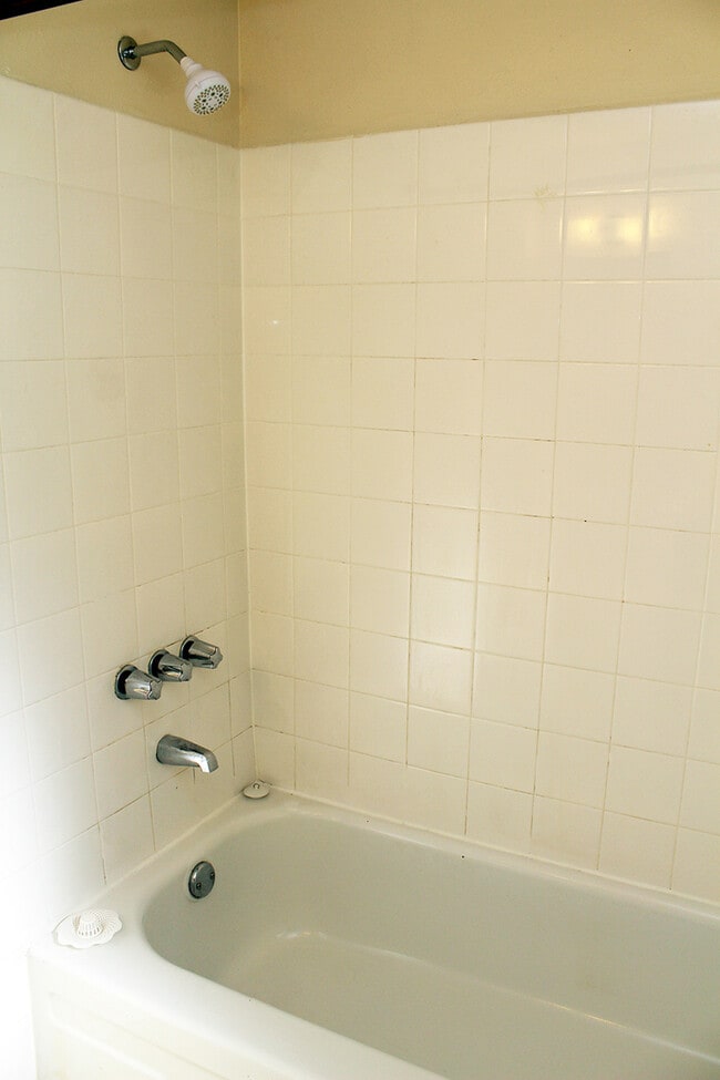 Building Photo - 4110-4116 N Willis Blvd