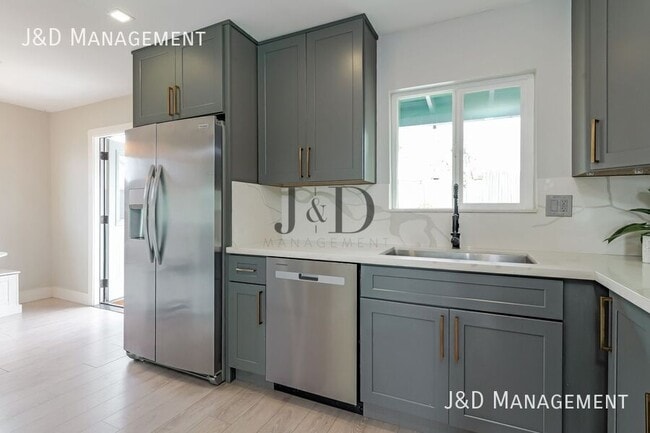 Building Photo - 1708 Marson St