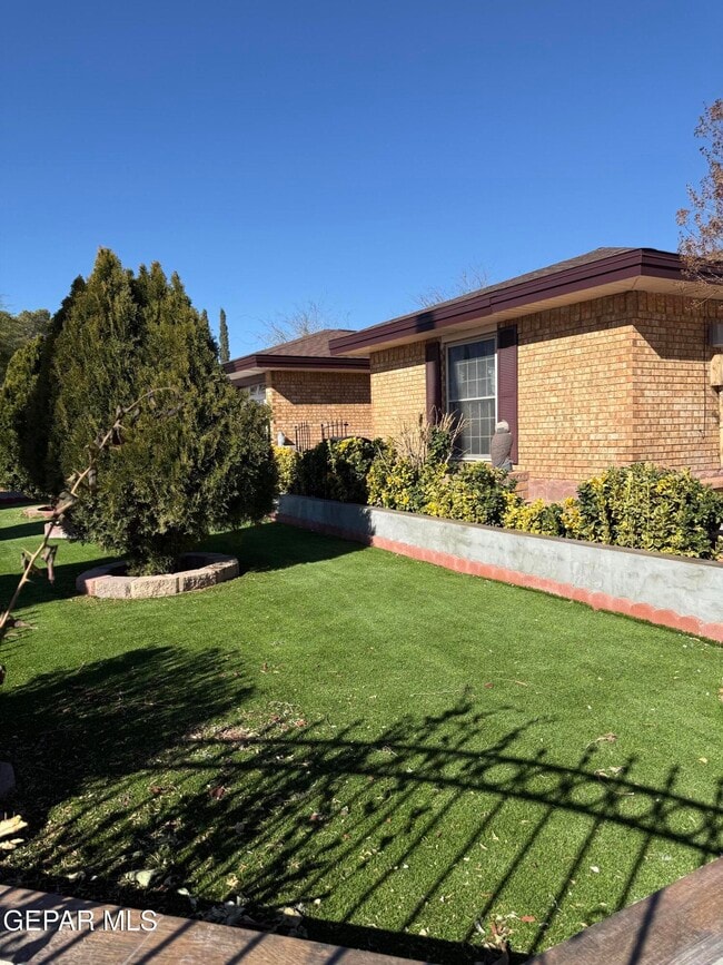 Building Photo - 3245 Nederland Ln