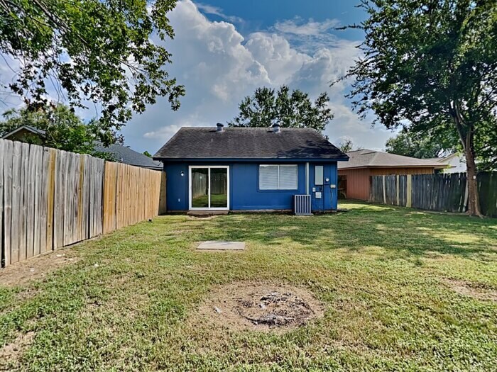 Building Photo - 17720 Northhagen Dr