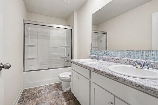Building Photo - 477 Starbuck Parkway