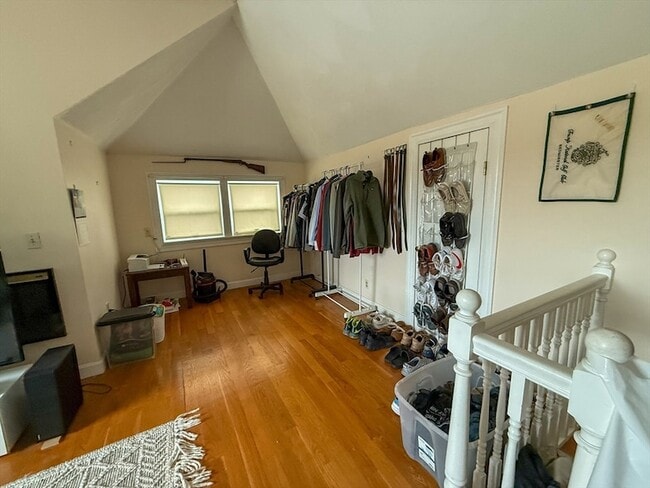 Building Photo - 56 Bowdoin St