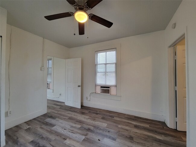 Building Photo - 3913 Winnie St