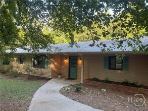 Building Photo - 170 Longview Dr