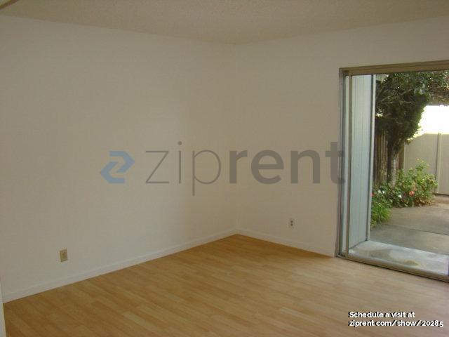 Building Photo - 3326 Methilhaven Ln