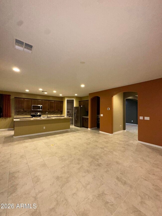 Building Photo - 24647 W Watkins St