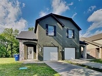 Building Photo - 807 Fenet St