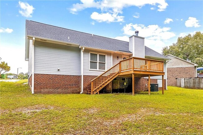 Building Photo - 5928 Lively Ct