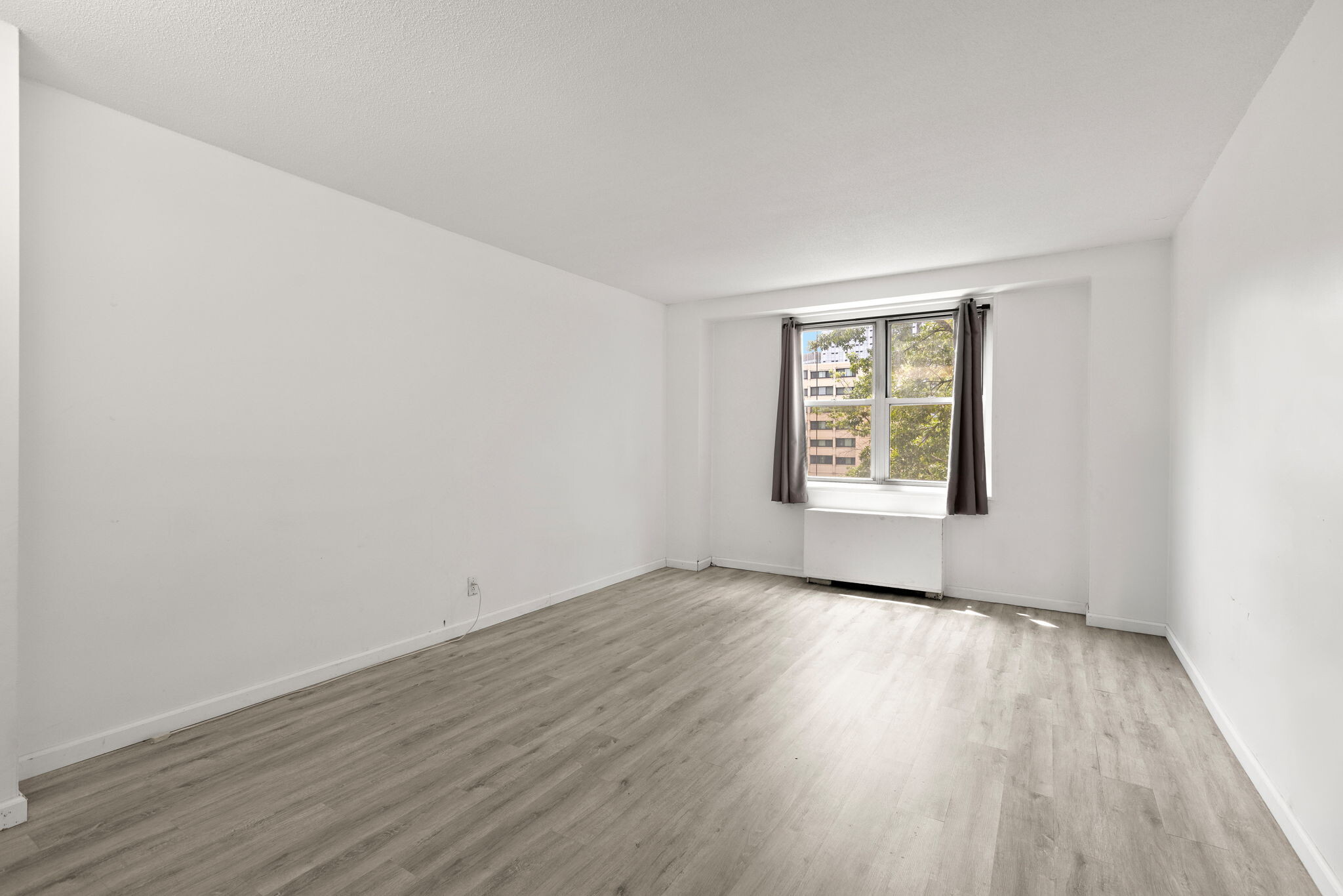 Building Photo - 201 Saint Pauls Ave