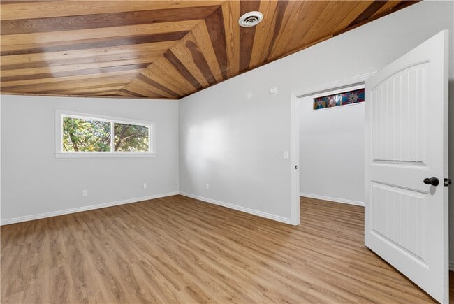 Building Photo - 202 3rd Ave SW