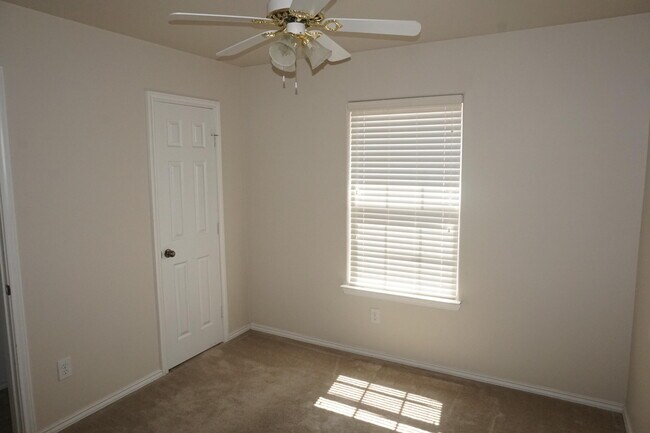 Building Photo - 6549 85th St