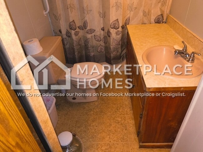 Building Photo - 31641 Highline Dr
