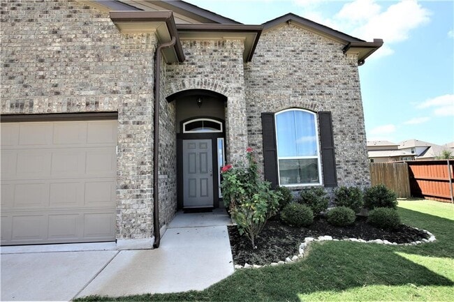 Building Photo - 46 Churchill Farms Dr