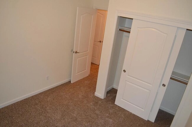 Building Photo - 2860 Blue Oak Ct