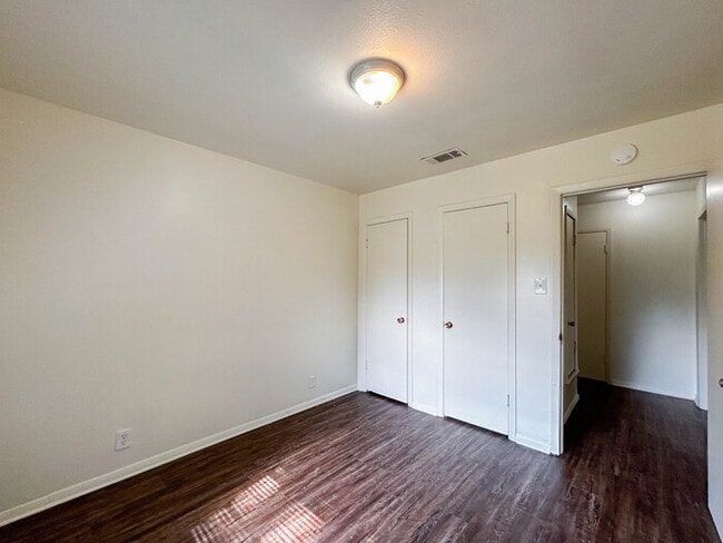 Building Photo - 3805 Atlas Dr