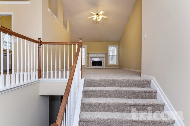 Building Photo - 4019 McDowell Dr